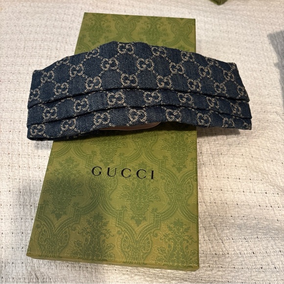 Gucci Accessories - Gucci Navy and Tan Patterned Headband